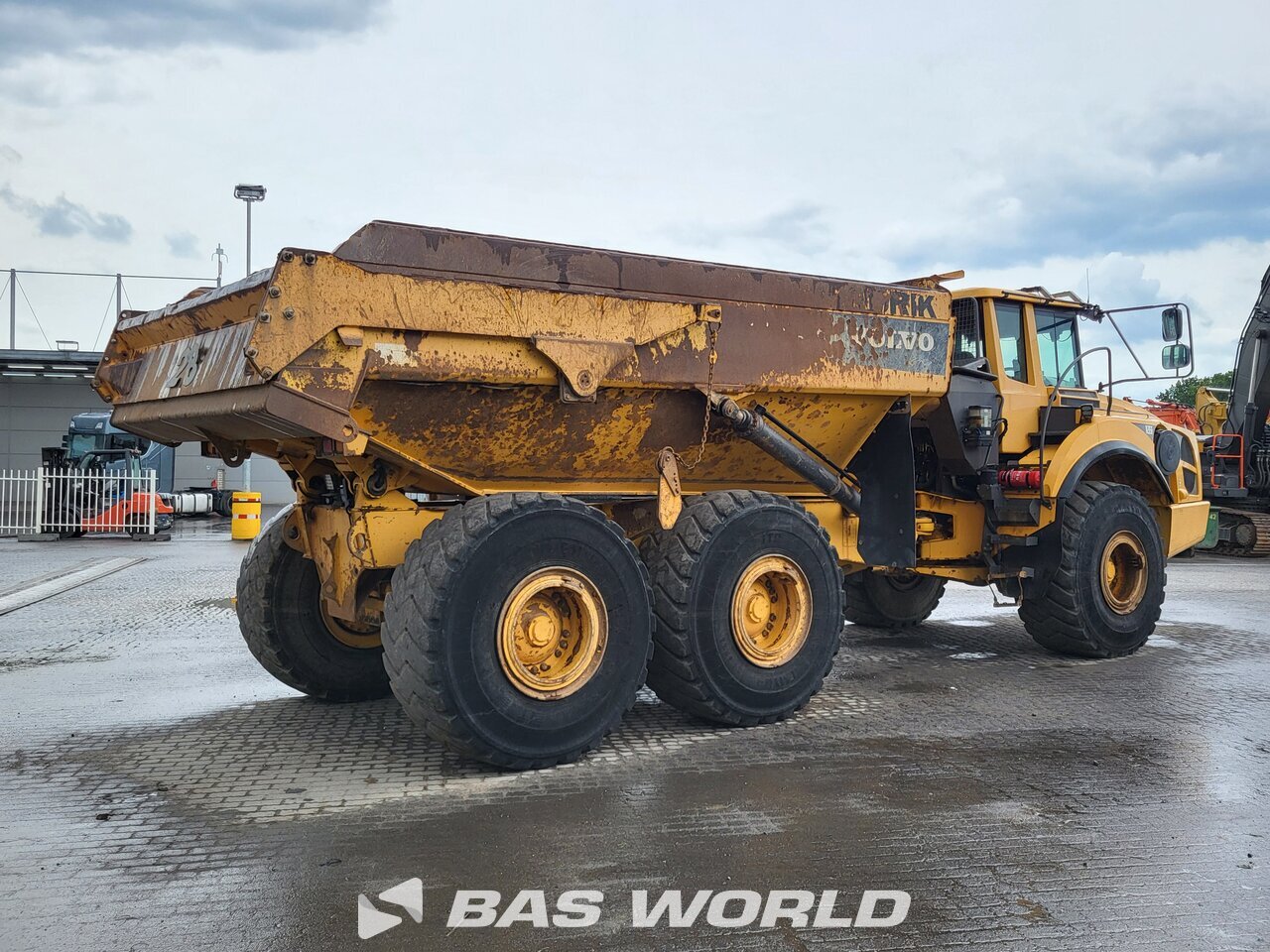 Other : Volvo A35 F قلابة مفصلية