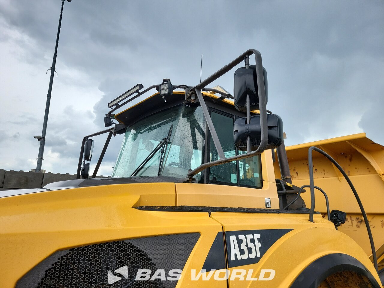 Other : Volvo A35 F قلابة مفصلية