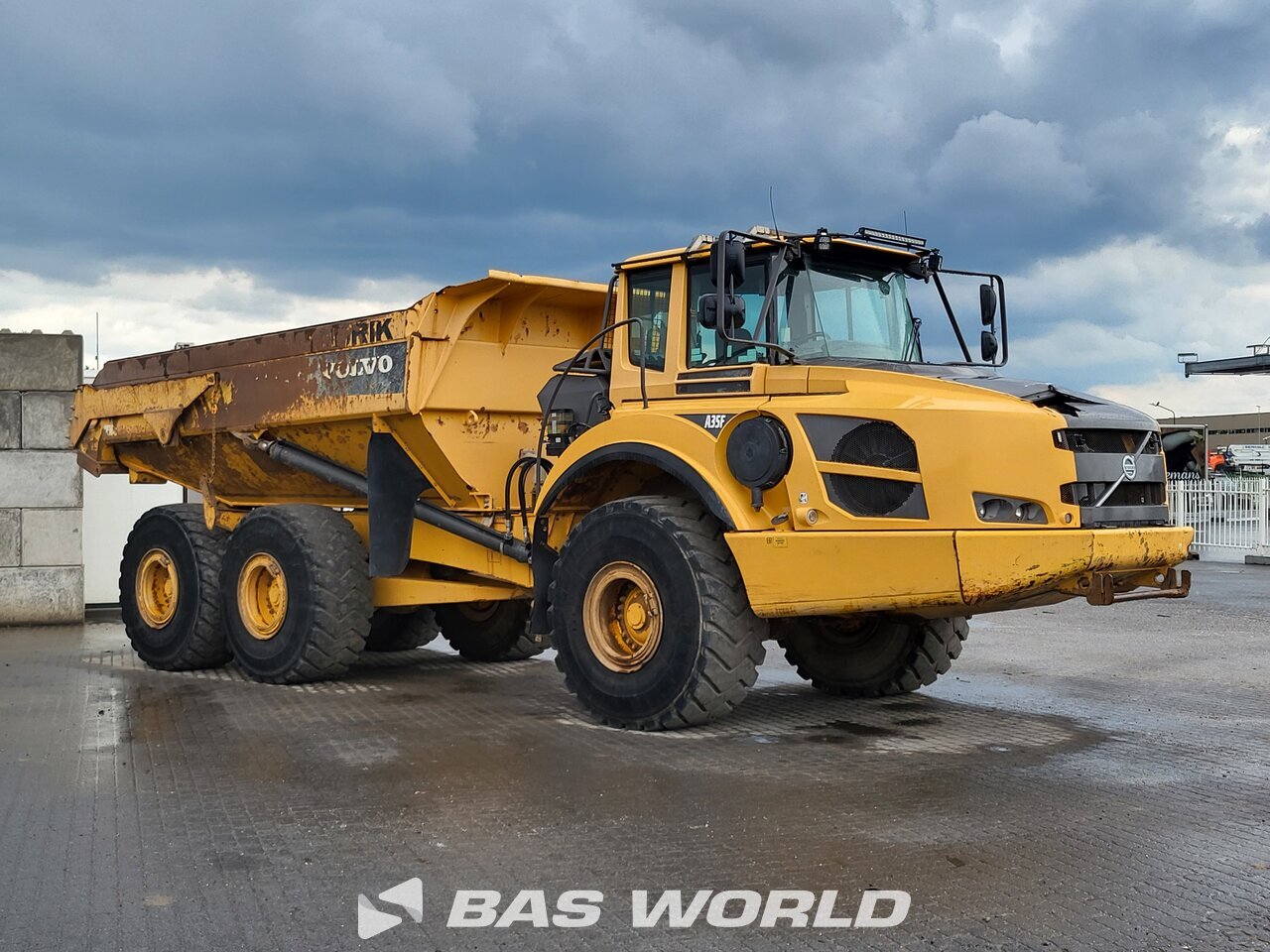 Other : Volvo A35 F قلابة مفصلية