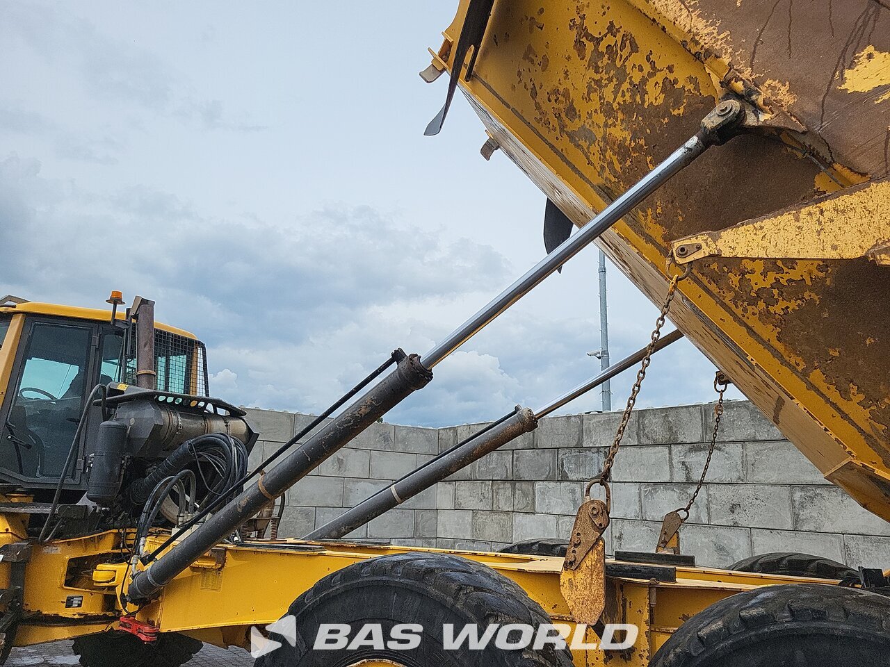 Other : Volvo A35 F قلابة مفصلية
