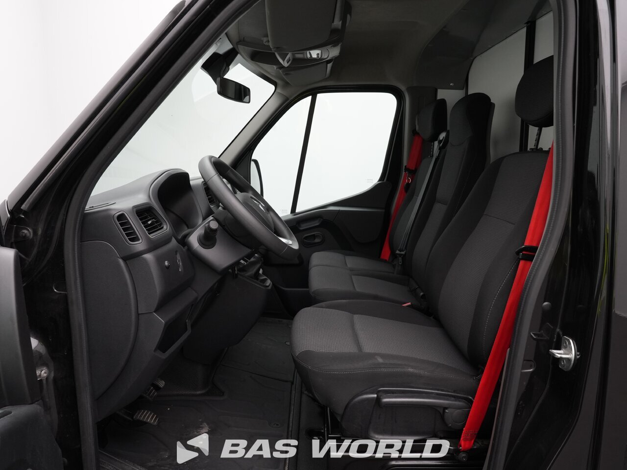 Other : Renault Master 145PK закрытые кузова-фургоны