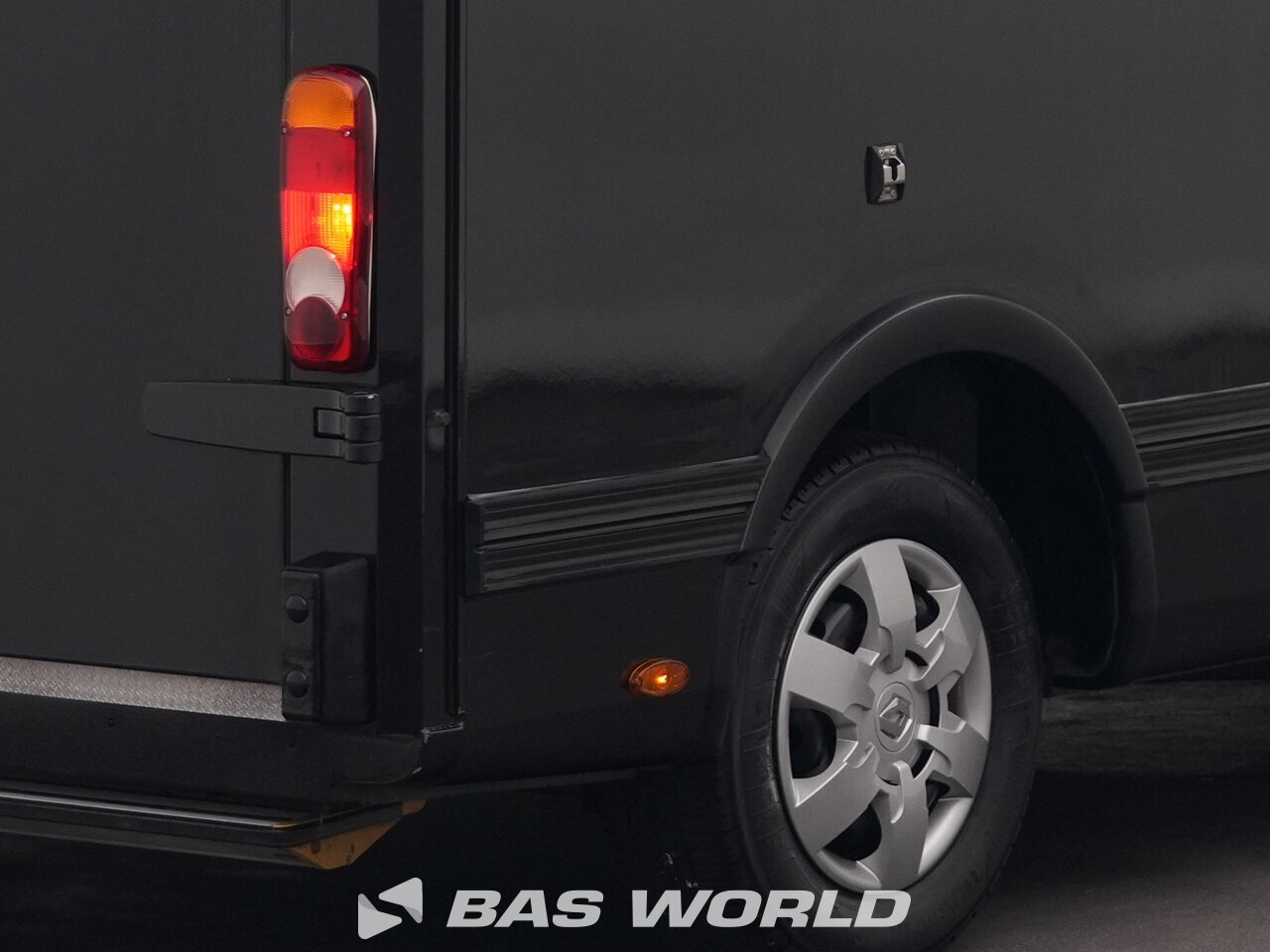 Other : Renault Master 145PK закрытые кузова-фургоны