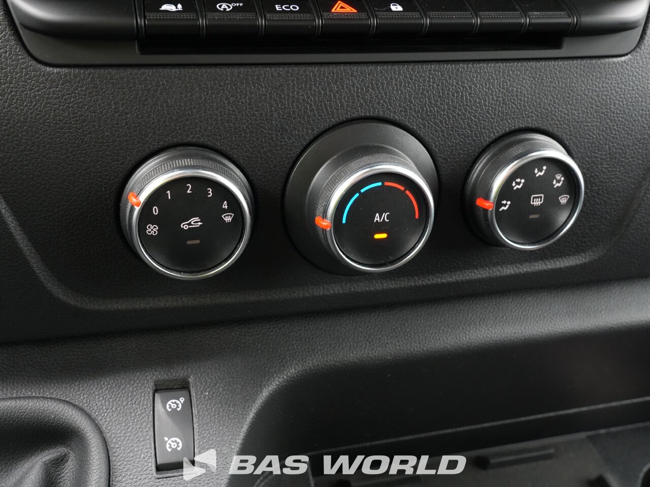 Other : Renault Master 145PK закрытые кузова-фургоны