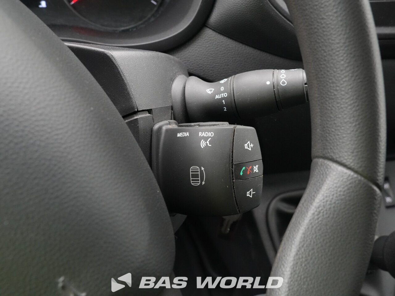 Other : Renault Master 145PK закрытые кузова-фургоны