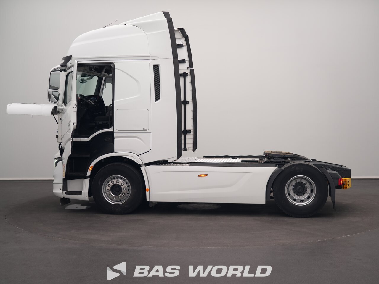 Other : Iveco S-Way 510 Tractor Unit