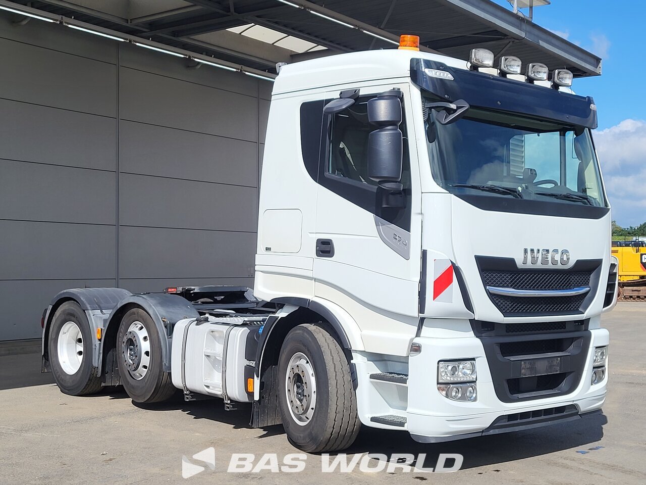 Other : Iveco Stralis 570 وحدات الجر