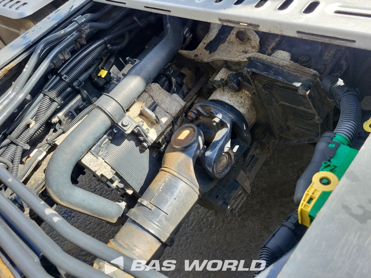 Other : Iveco Stralis 570 وحدات الجر
