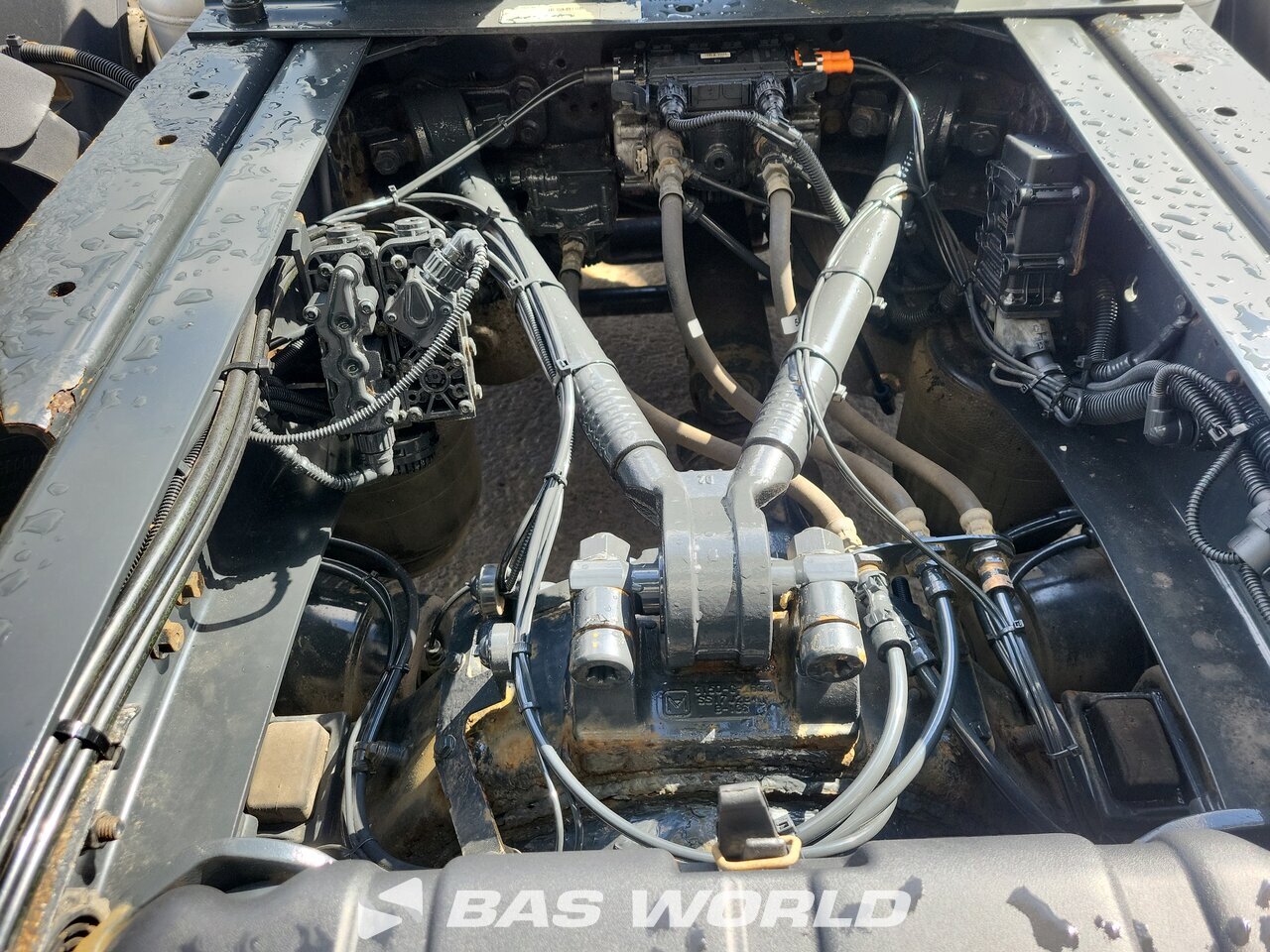 Other : Iveco Stralis 570 وحدات الجر