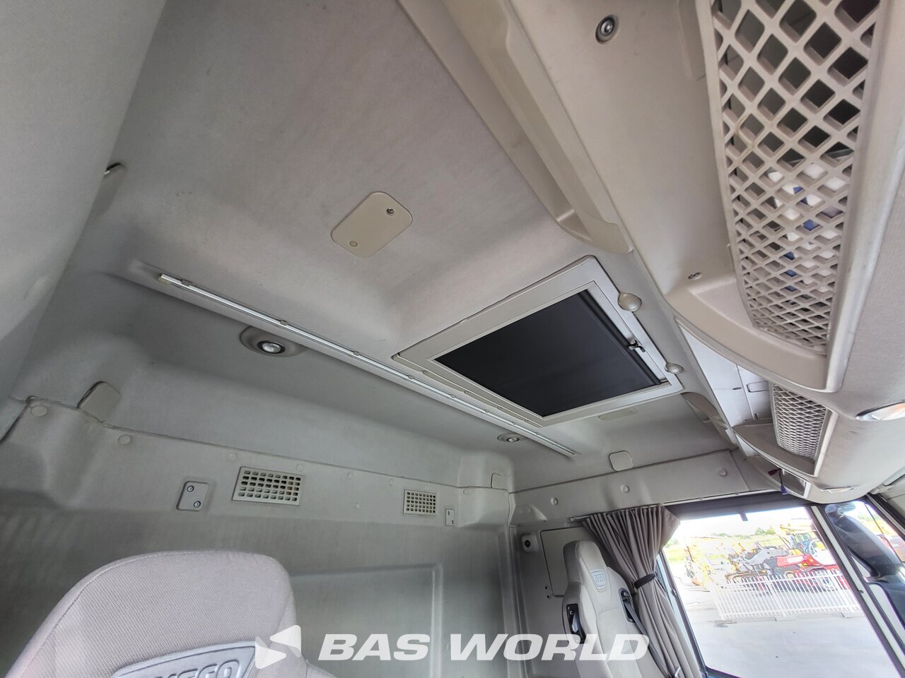 Other : Iveco Stralis 570 وحدات الجر