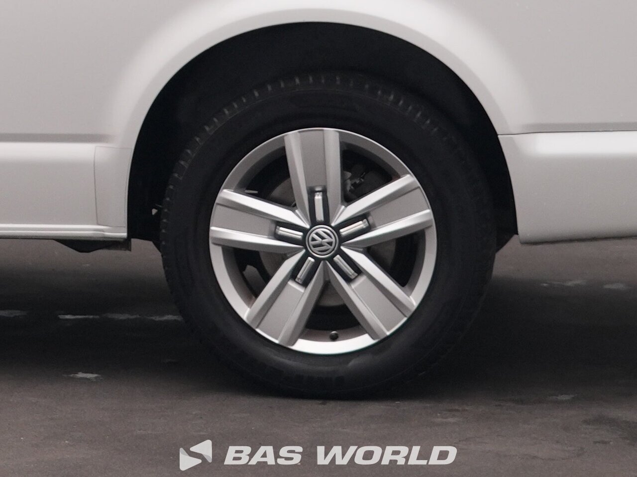 Other : Volkswagen Transporter  205PK Lukket varevogn