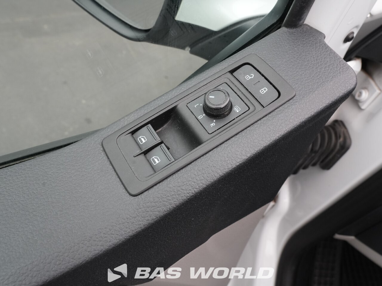 Other : Volkswagen Transporter  205PK Lukket varevogn