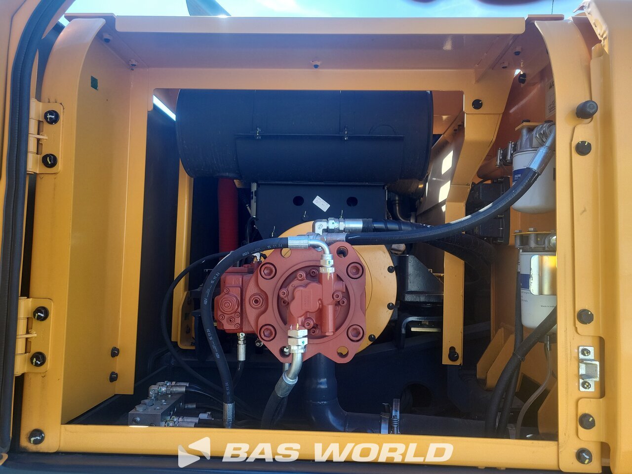 Other : Hyundai R245 LR Crawler excavators