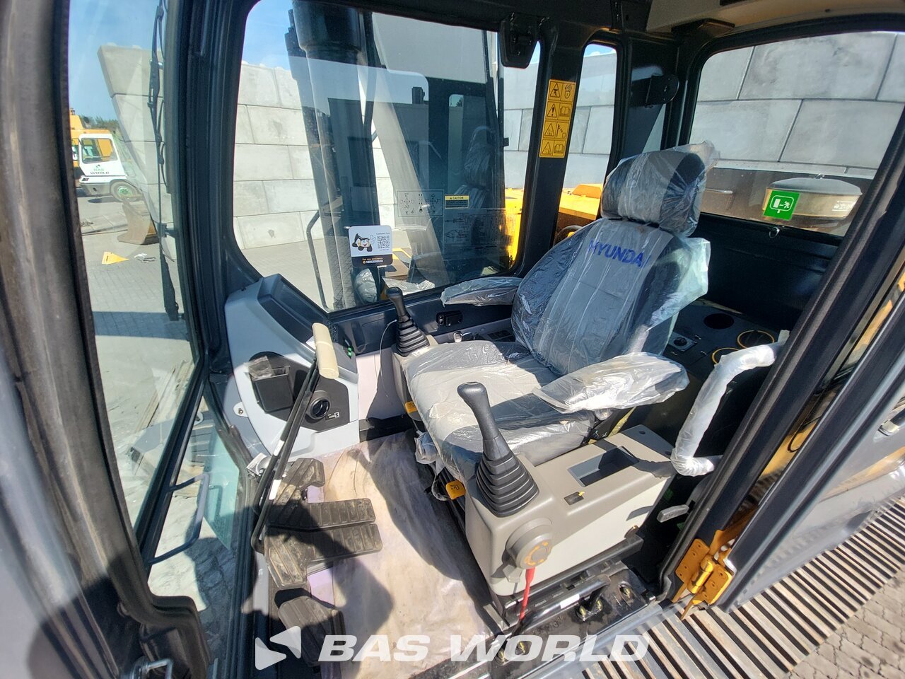 Other : Hyundai R245 LR Crawler excavators