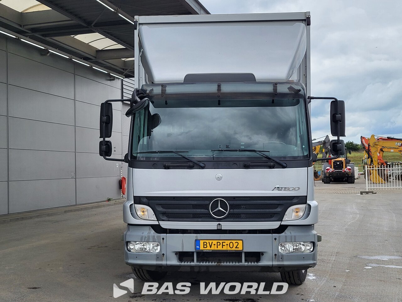 Other : Mercedes Atego 1524 Curtainside Truck