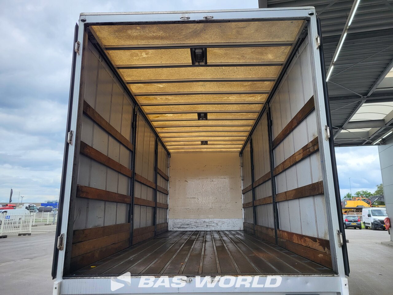 Other : Mercedes Atego 1524 Curtainside Truck