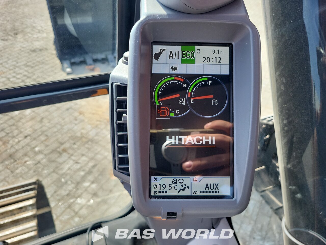 Other : Hitachi ZX220 LC-5G гусеничный экскаватор