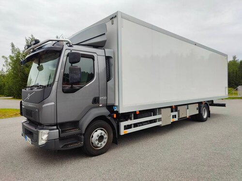Volvo FL 250 4X2 NEK Kofferaufbauten