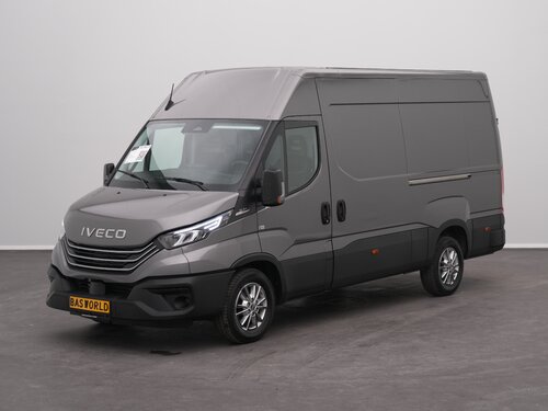 Iveco Daily 35S21 Closed box van