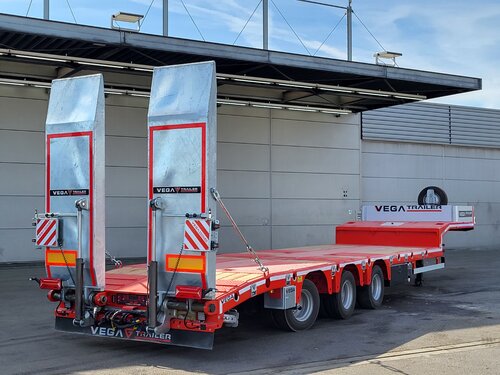 Vega Lowbed Semirimorchio Agabaritic