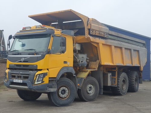 Volvo FMX 520 8X4 AJK Pusher