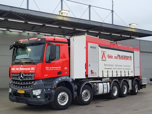 Mercedes Arocs 4951 10X4 Bremat бетононасос