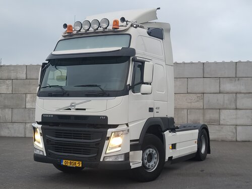 Volvo FM 420 4X2 Tractor