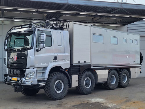 TATRA 8X8 Camping-cars