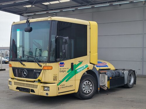 Mercedes Econic 1828 4X2 Vetopöytäauto