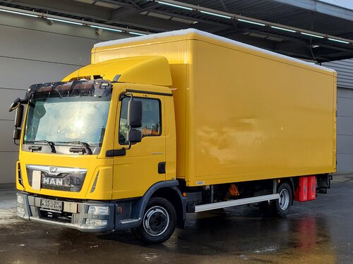 MAN TGL 8.190 4X2 Junge Box body truck