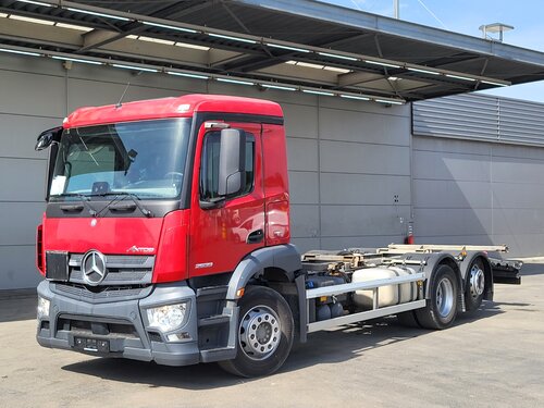 Mercedes Antos 2533 6X2 грузовики со съемным кузовом