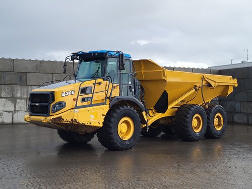 Bell B30 E قلابة مفصلية