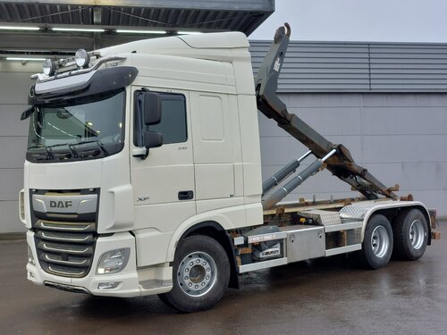 DAF XF 530 6X2 VDL haakarm vrachtwagen