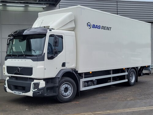 Volvo 4X2 Furgon