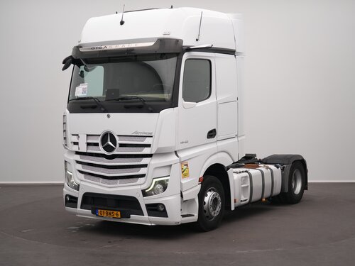 Mercedes Actros 1942 4X2 Trekker
