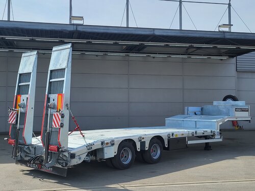 Vega 2 Axle Lowbed Maskinsläp