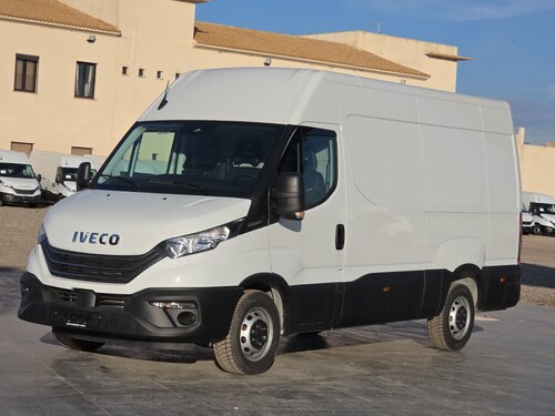 Iveco Daily 35S18 закрыто