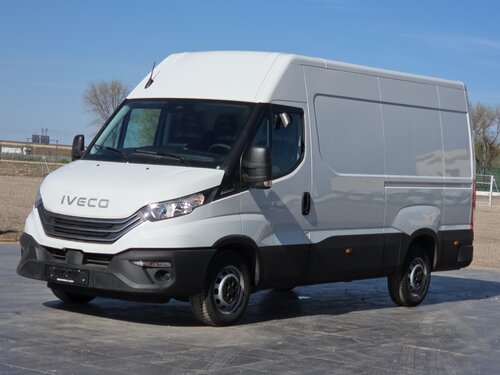 Iveco Daily 35S18 Furgoneta cerrada