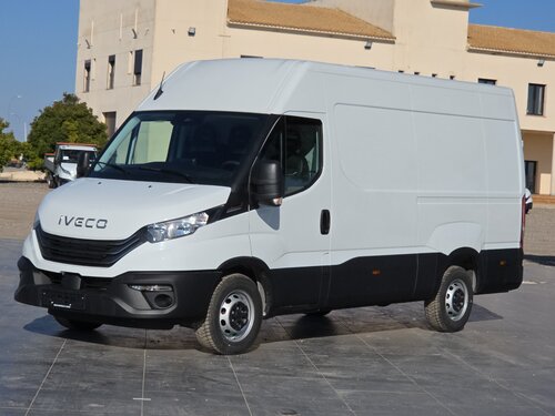 Iveco Daily 35S18 Minibusevi furgoni