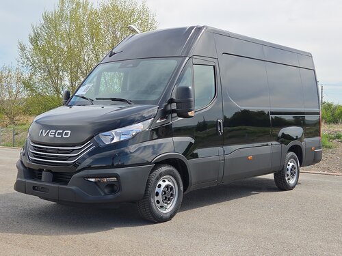 Iveco Daily 35S18 Furgoneta cerrada