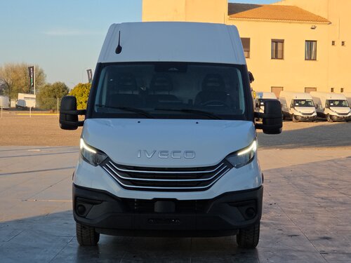 Iveco Daily 35S21 Furgoneta cerrada