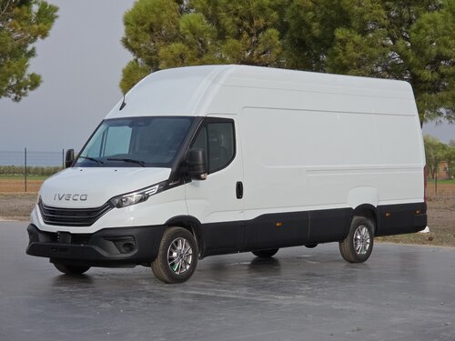 Iveco Daily 35S21 Furgoneta cerrada