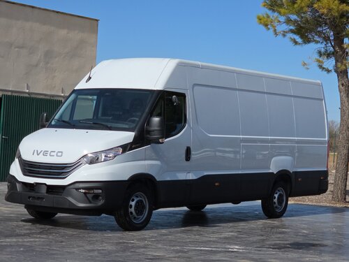 Iveco Daily 35S18 Closed box van