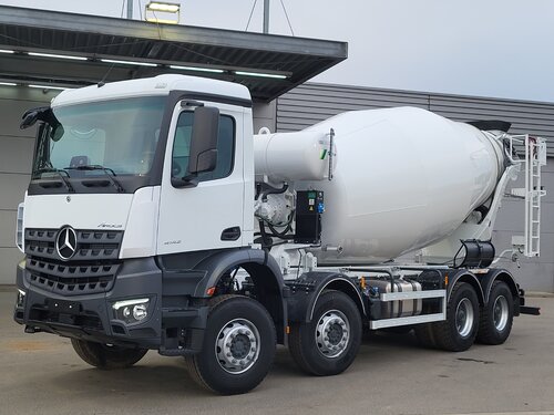 Mercedes Arocs 4142 8X4 Stetter Betongbil