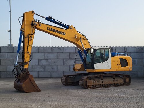 Liebherr R936 LC верижен багер