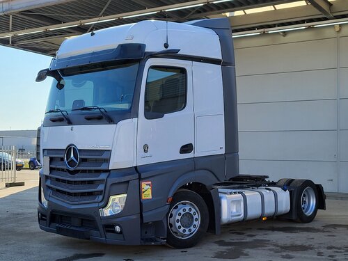 Mercedes Actros 1845 4X2 Trekker
