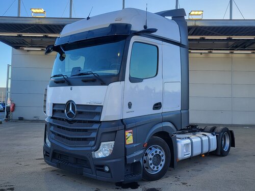Mercedes Actros 1845 4X2 Тягач