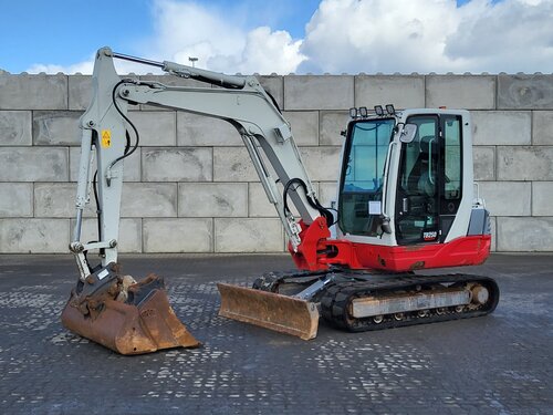 Takeuchi TB250
