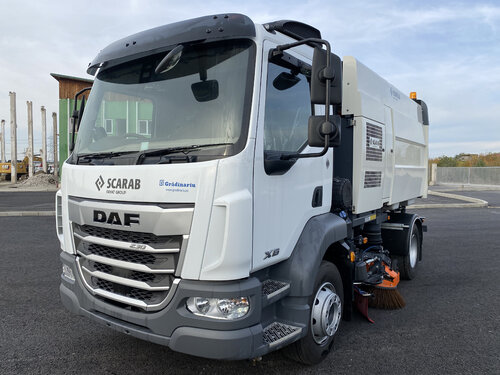 DAF XB 230 4X2 Zamiatarka