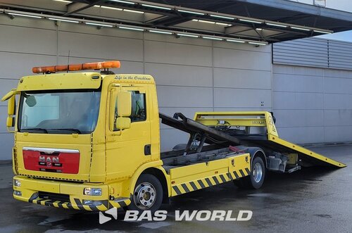 MAN TGL 10.220 4X2 Falkom Recovery vehicle