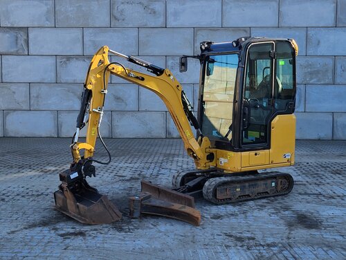 Caterpillar 301.8
